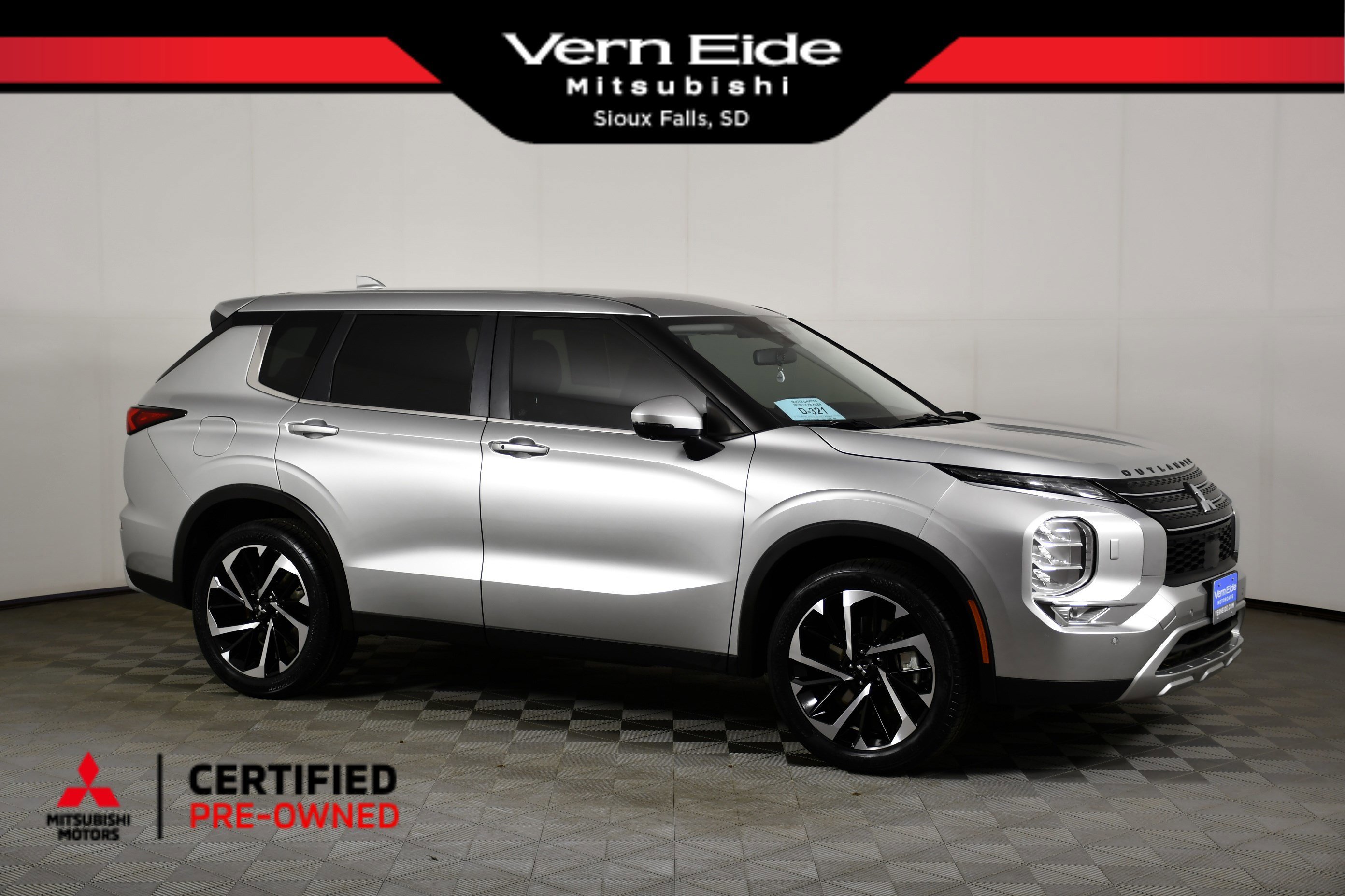 2024 Mitsubishi Outlander SE S-AWC's photo