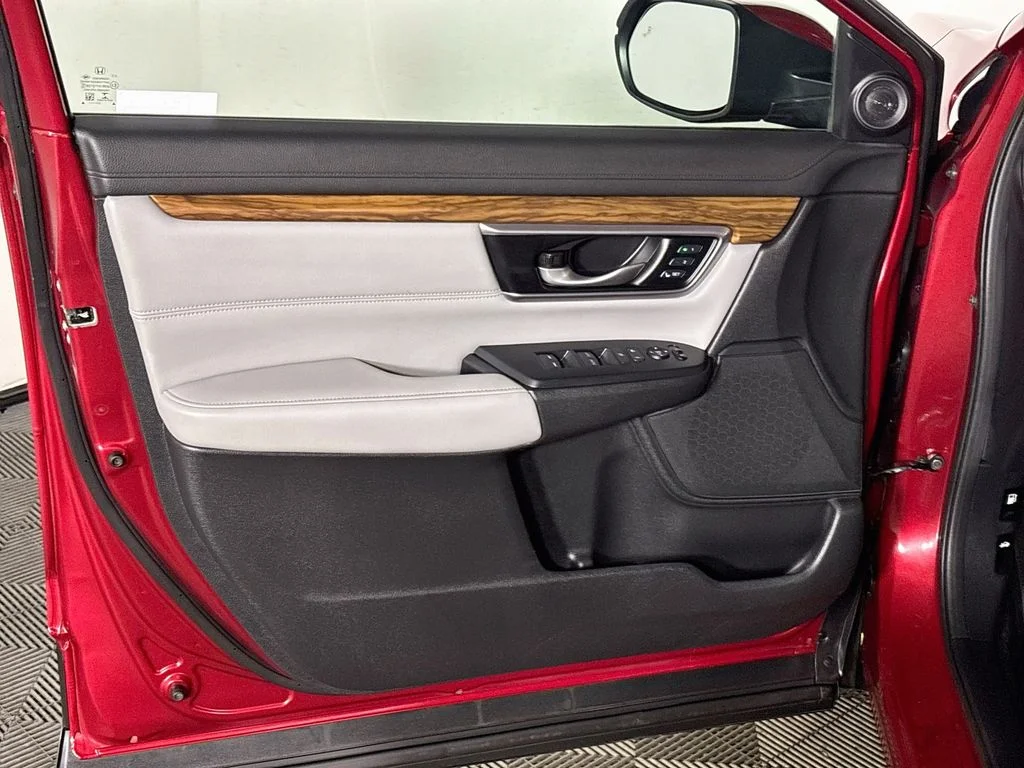 Used 2021 Radiant Red Metallic Honda Touring image 10
