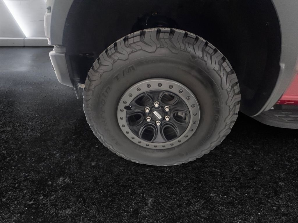 Used 2023 Red Ford Raptor image 27