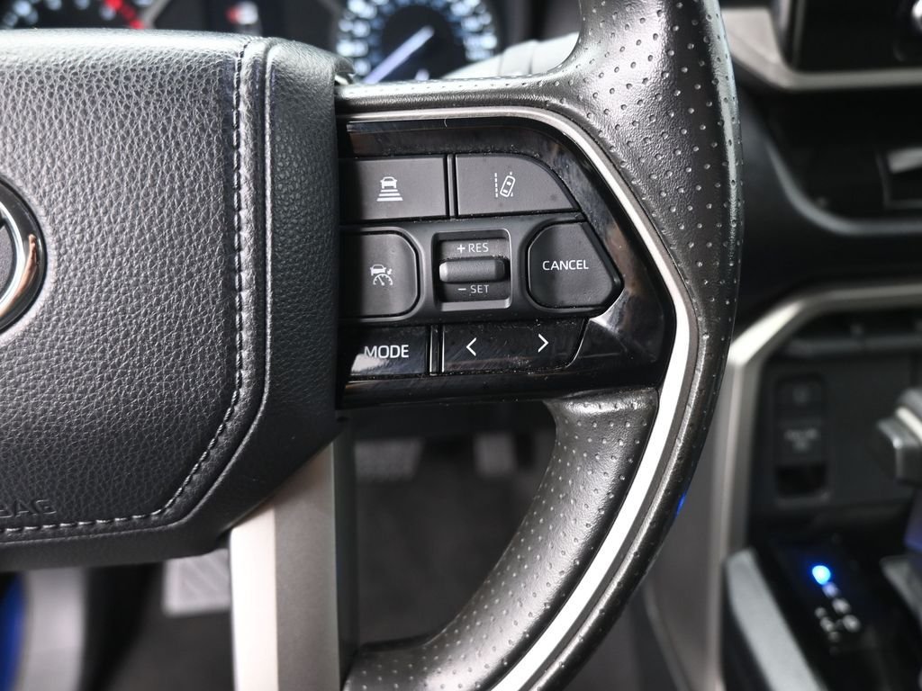 Used 2023  Toyota SR5 image 27