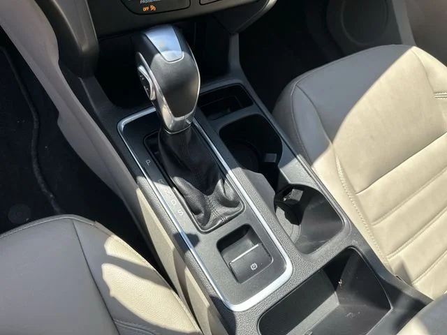 Used 2018 Red Ford SEL image 22