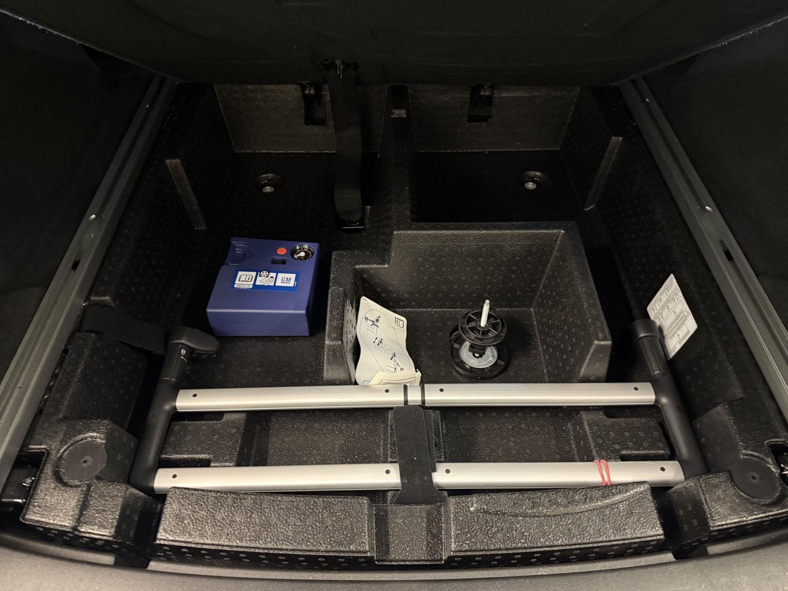 Used 2019 BLACK CADILLAC PREMLUX image 29