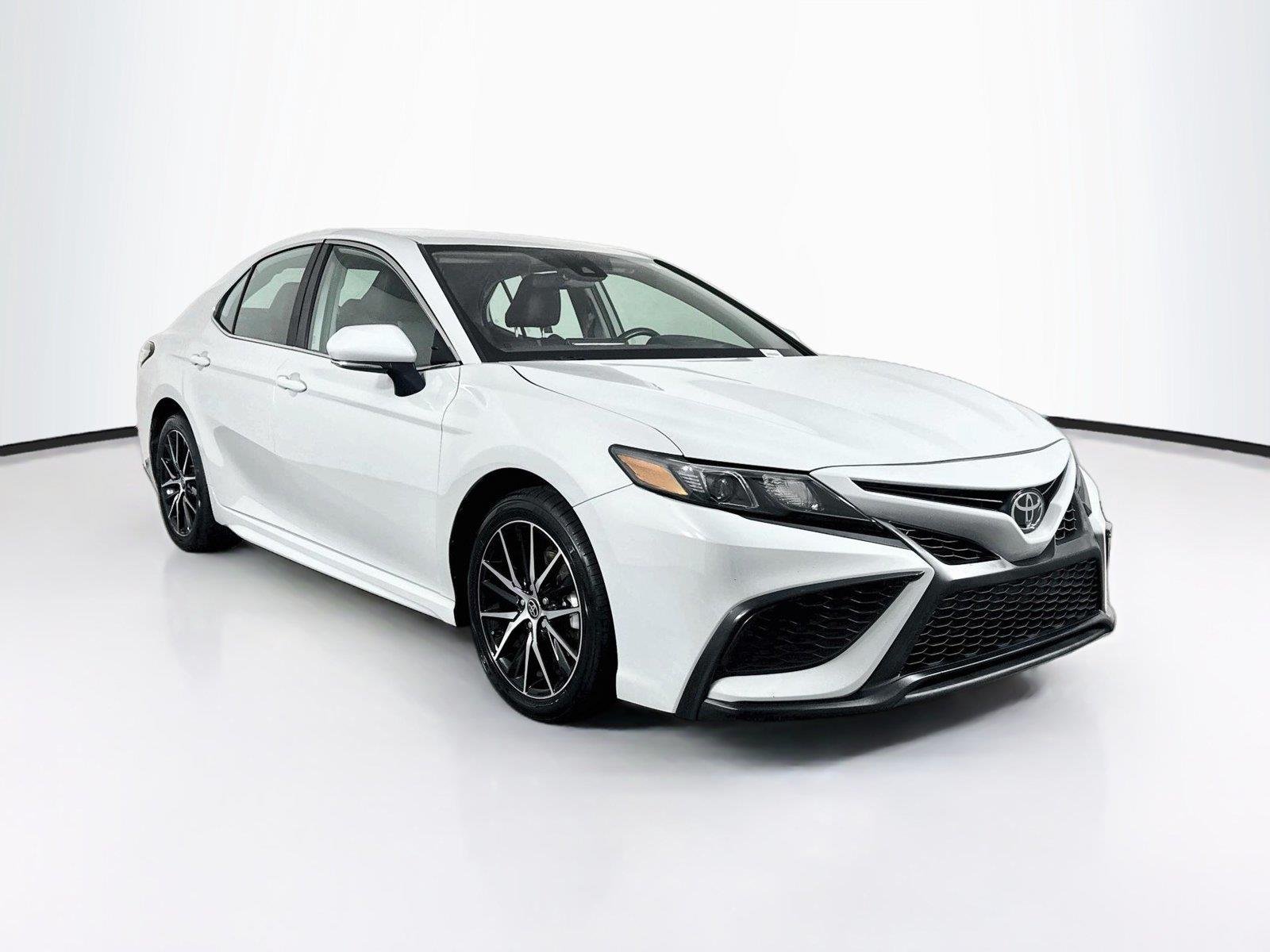 Certified Used 2024 Ice Edge Toyota SE image 8