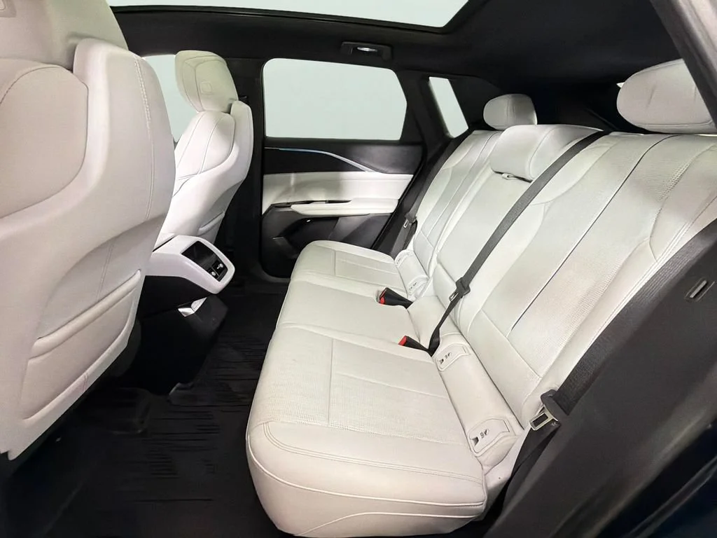 2024 Cadillac LYRIQ Sport 1 - Photo 29