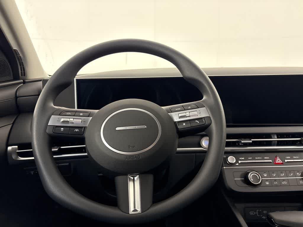 New 2026 Serenity White Pearl Hyundai SE FWD image 18