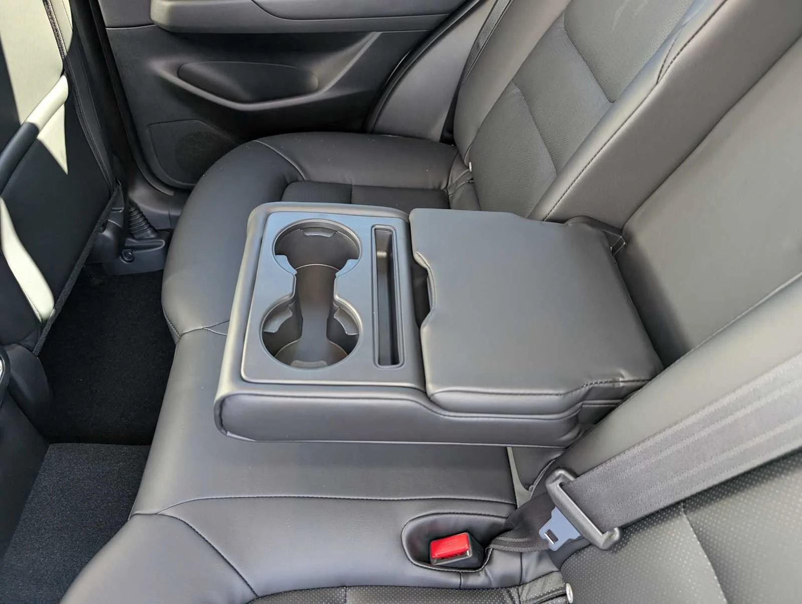 Used 2025 Rhodium White Metallic Mazda 2.5 S Select Package image 18