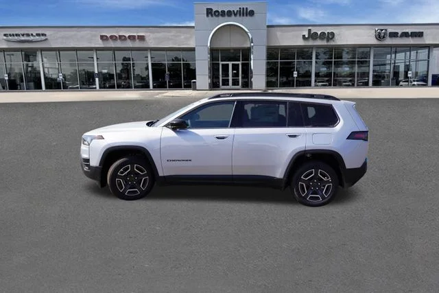 New 2026 Silver Zynith Clear-Coat Exterior Paint Jeep Limited image 6