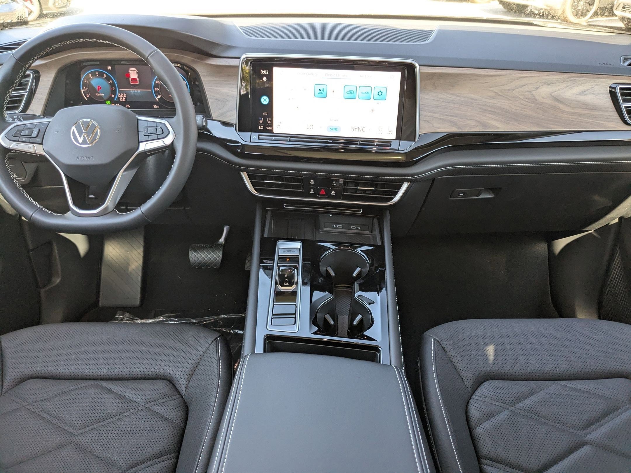 New 2026 Pure Gray Volkswagen 2.0T SE w/Technology image 16