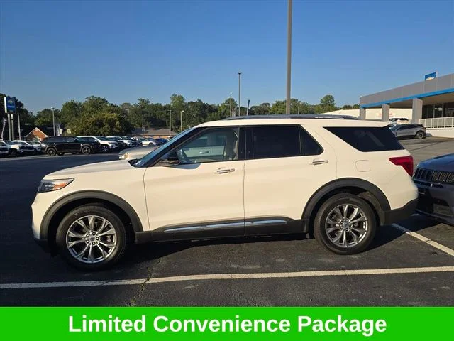 Used 2023 White Ford Limited image 10