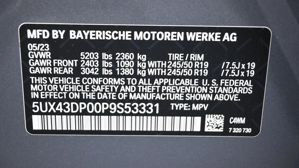 Certified Used 2023 Skyscraper Grey Metallic BMW sDrive30i image 27