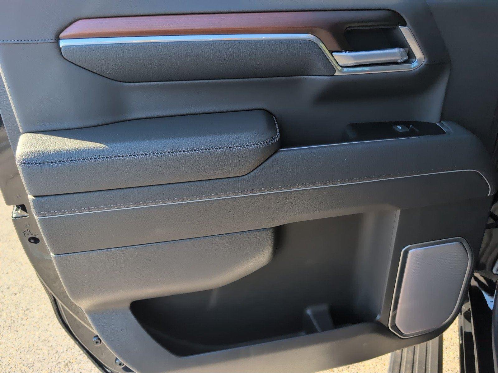 New 2026 Onyx Black GMC Denali image 32