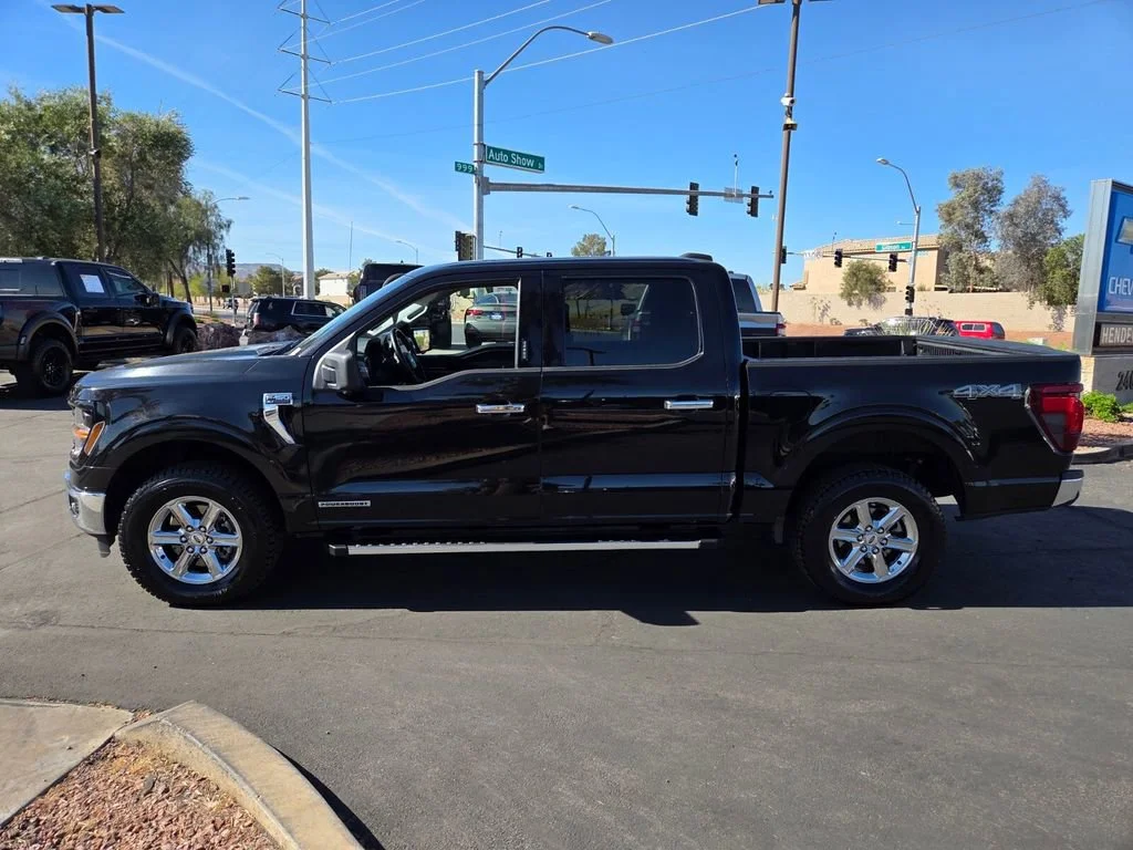 Used 2024 Agate Black Metal Ford XLT image 3