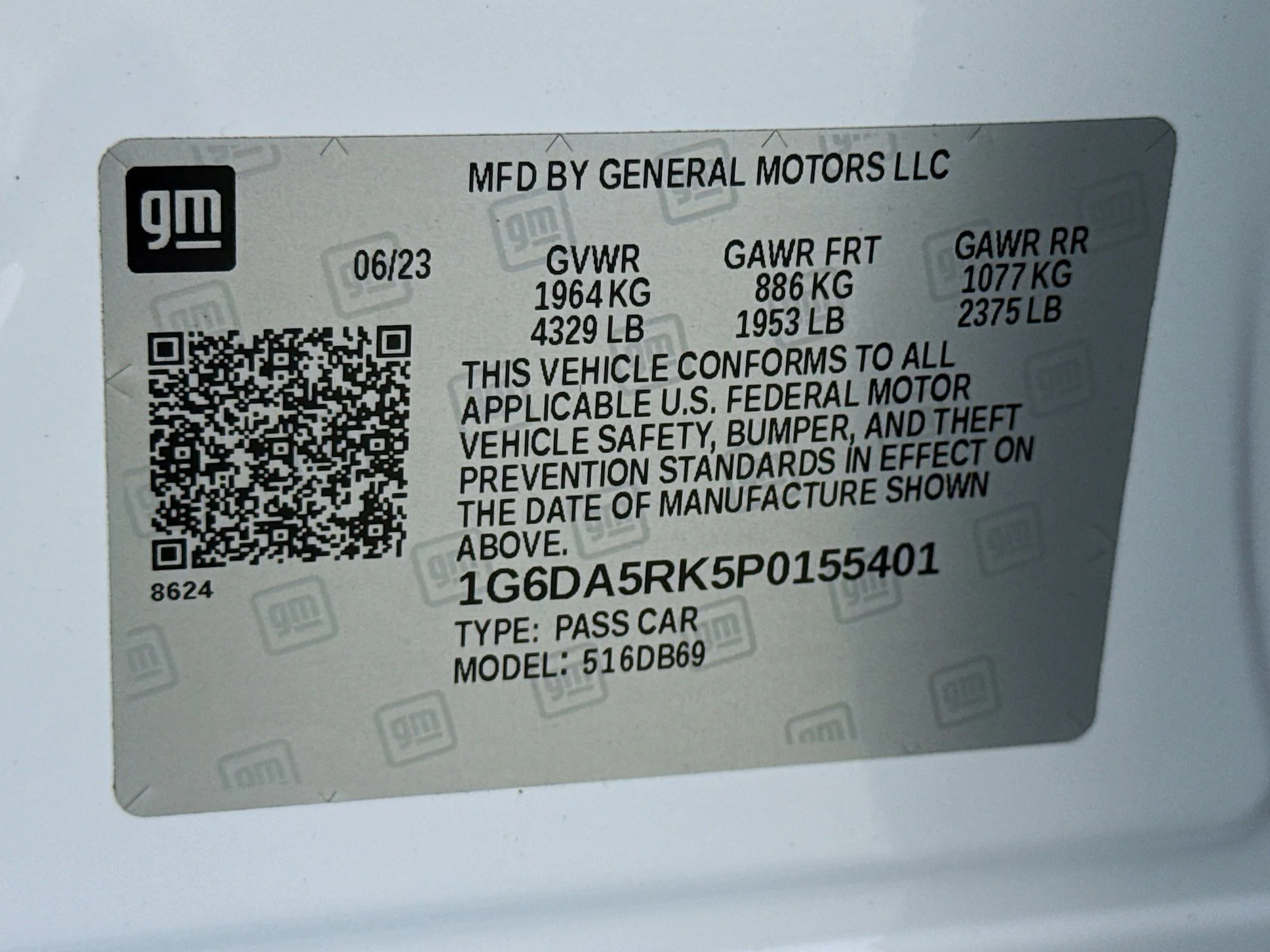 Used 2023 Summit White Cadillac Luxury image 32