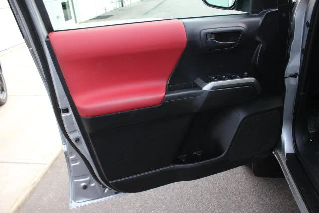 Used 2021 Silver Toyota SR5 image 18