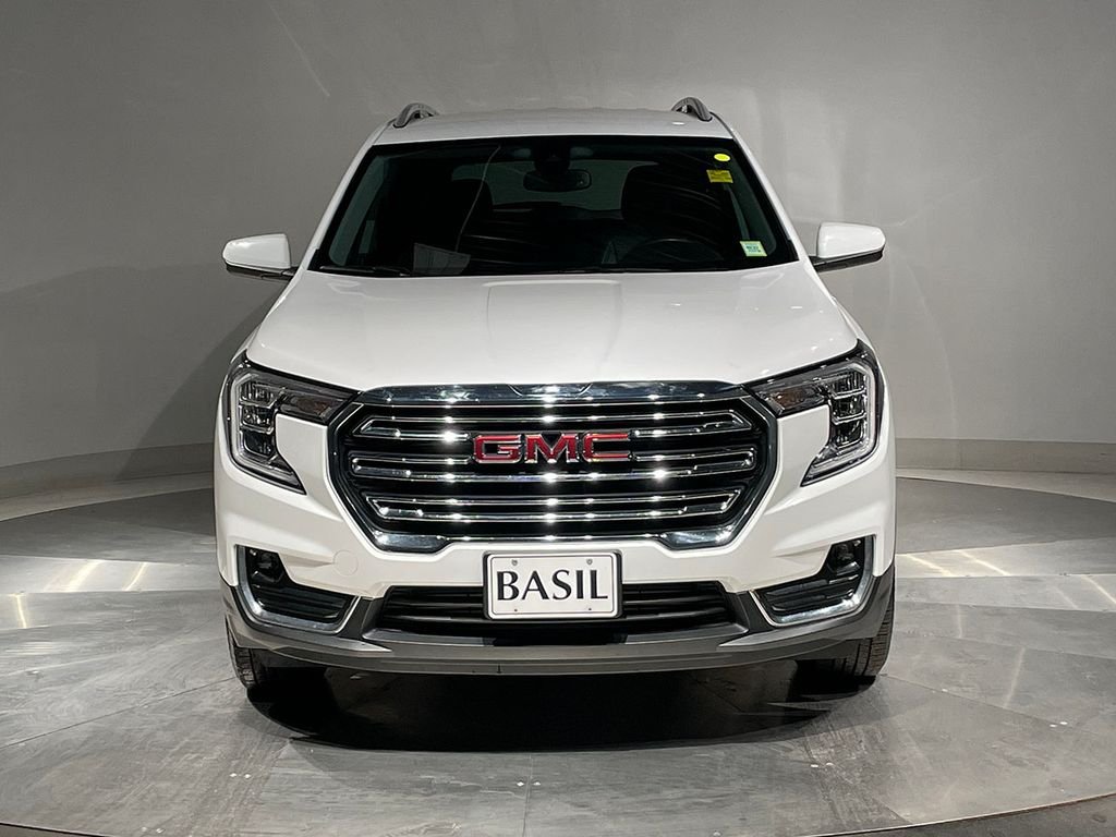 Used 2022 White GMC SLT image 9