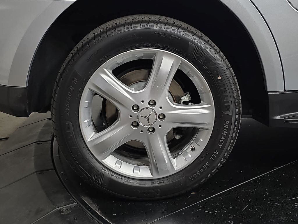 Used 2007 Silver Mercedes-Benz ML 350 image 29