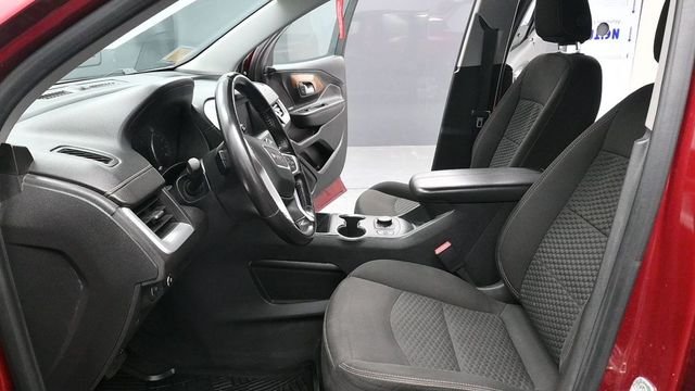 Used 2020 Red GMC SLE image 21