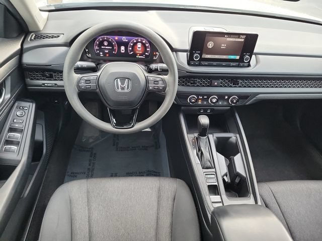 Certified Used 2024 Solar Silver Metallic Honda 1.5T LX image 15
