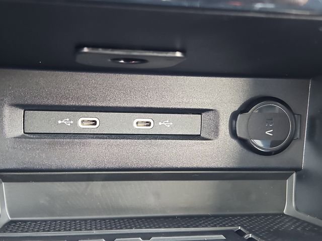 2026 Volkswagen Taos SEL - Photo 10