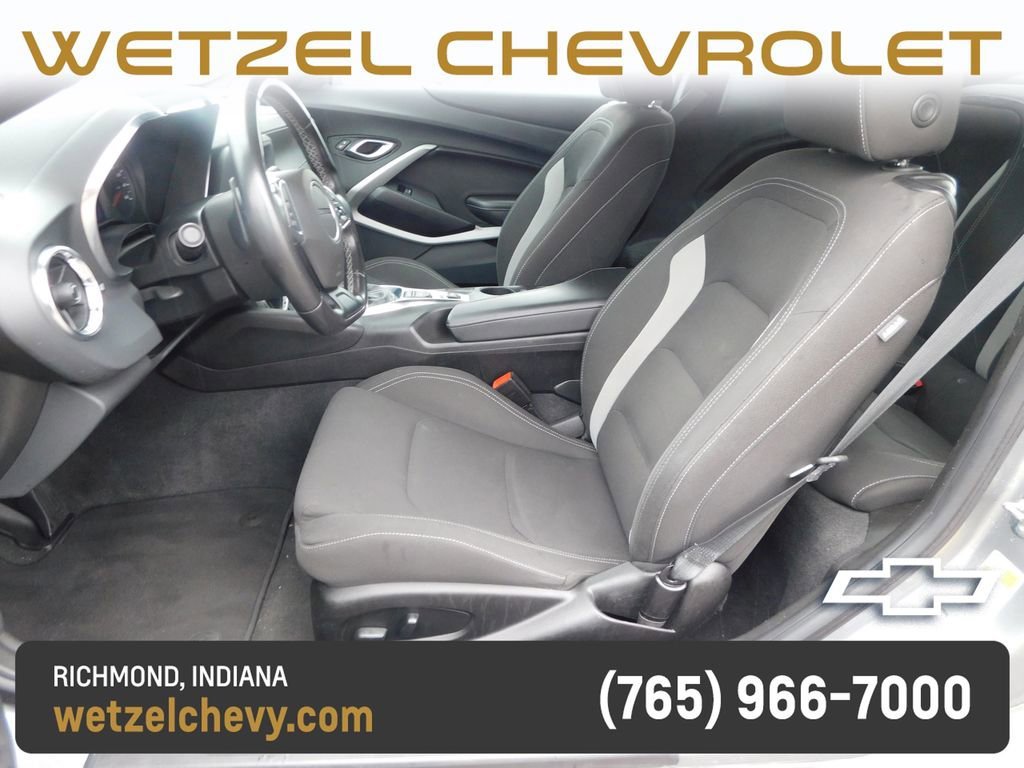 2023 Chevrolet Camaro 1LT - Photo 12