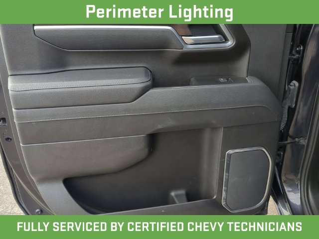 Used 2025 Silver GMC SLT image 38