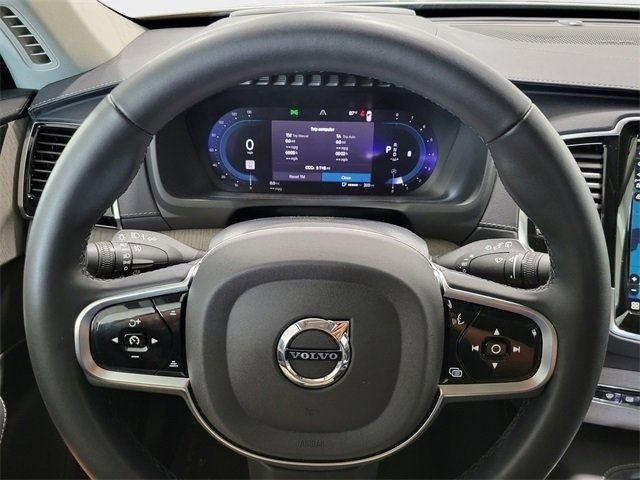 2025 Volvo XC90 Ultra - Photo 16