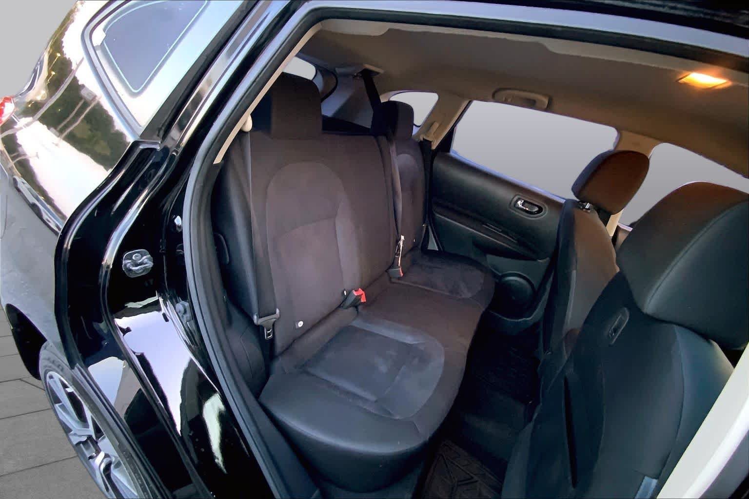 Used 2015 Super Black Nissan S image 16