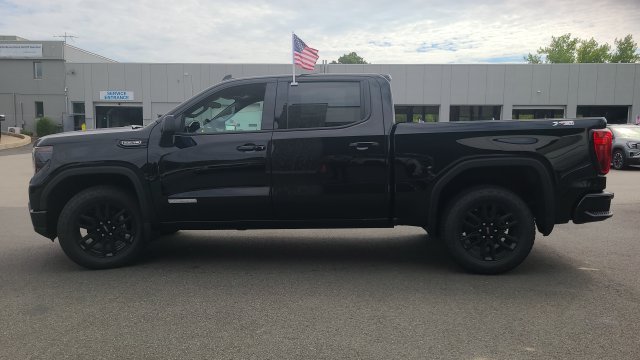 New 2026 Onyx Black GMC Elevation image 4