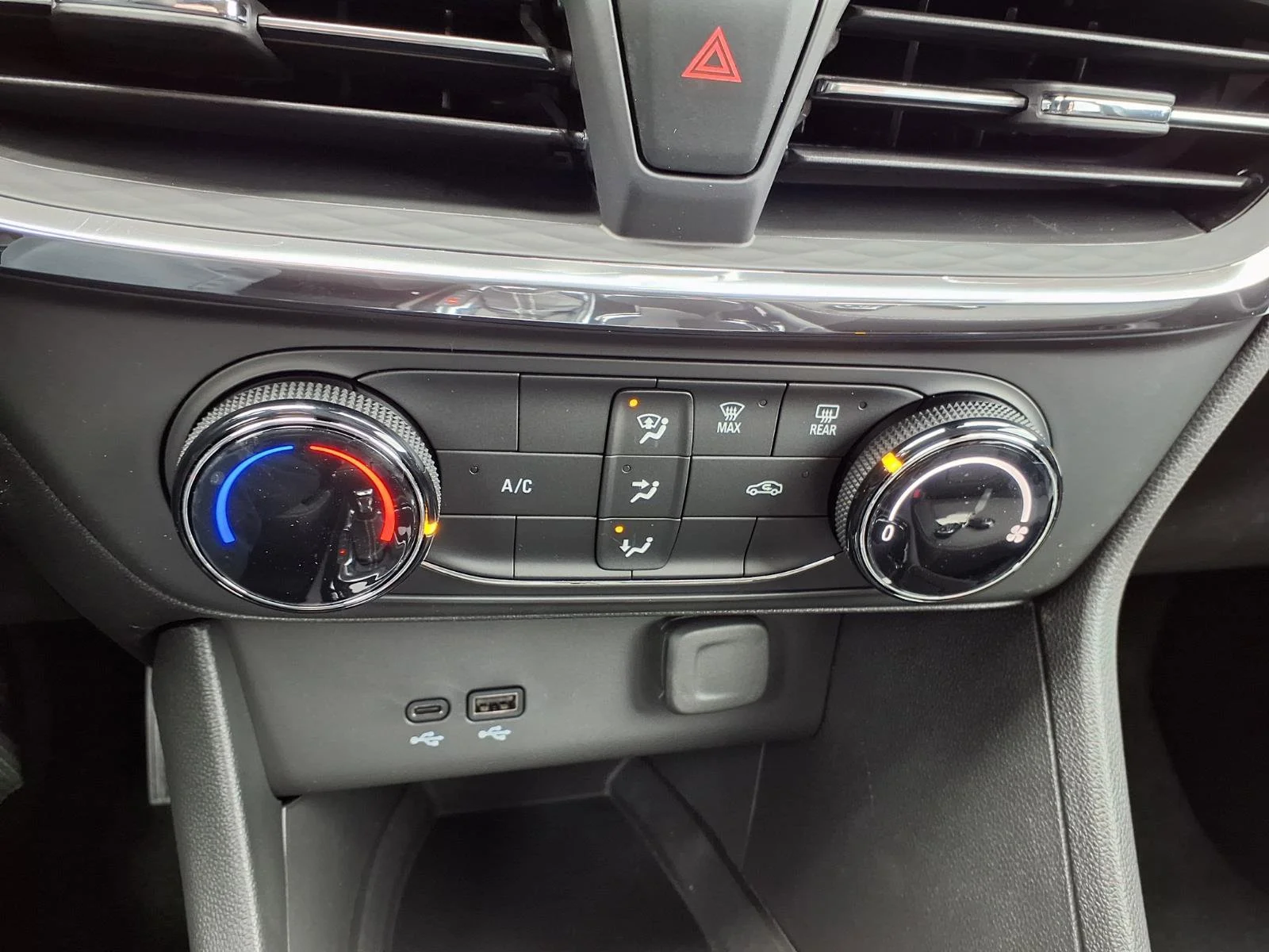 2026 Buick Encore GX Preferred - Photo 5