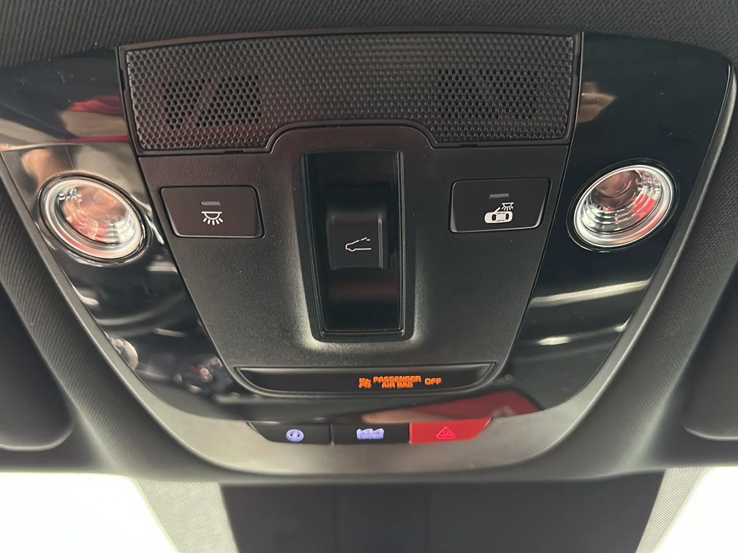 Used 2024 Passion Red Tintcoat Kia GT image 40