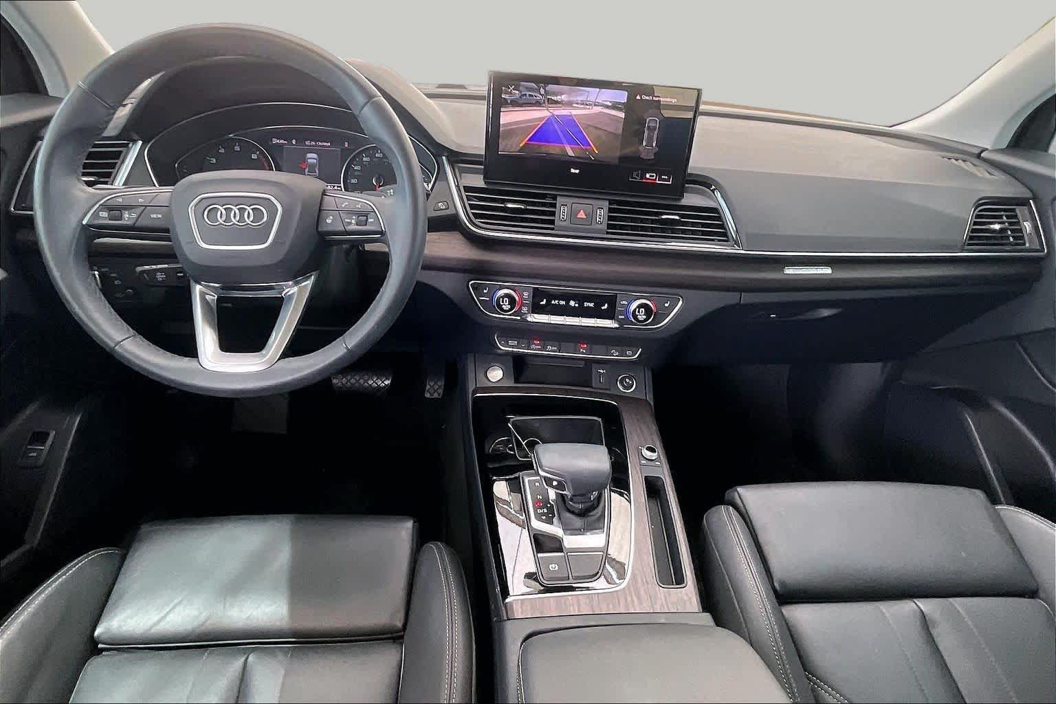 Used 2024 Daytona Gray Pearl Effect Audi S line Premium image 15