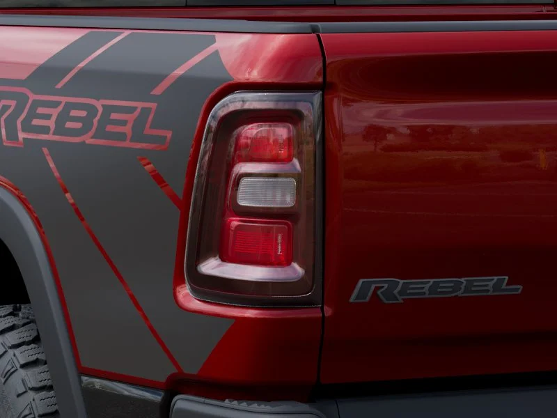 New 2026 Molten Red Pearl-Coat Exterior Paint RAM REBEL image 5