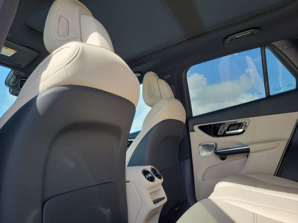 New 2026 Silver Mercedes-Benz GLC 300 image 11