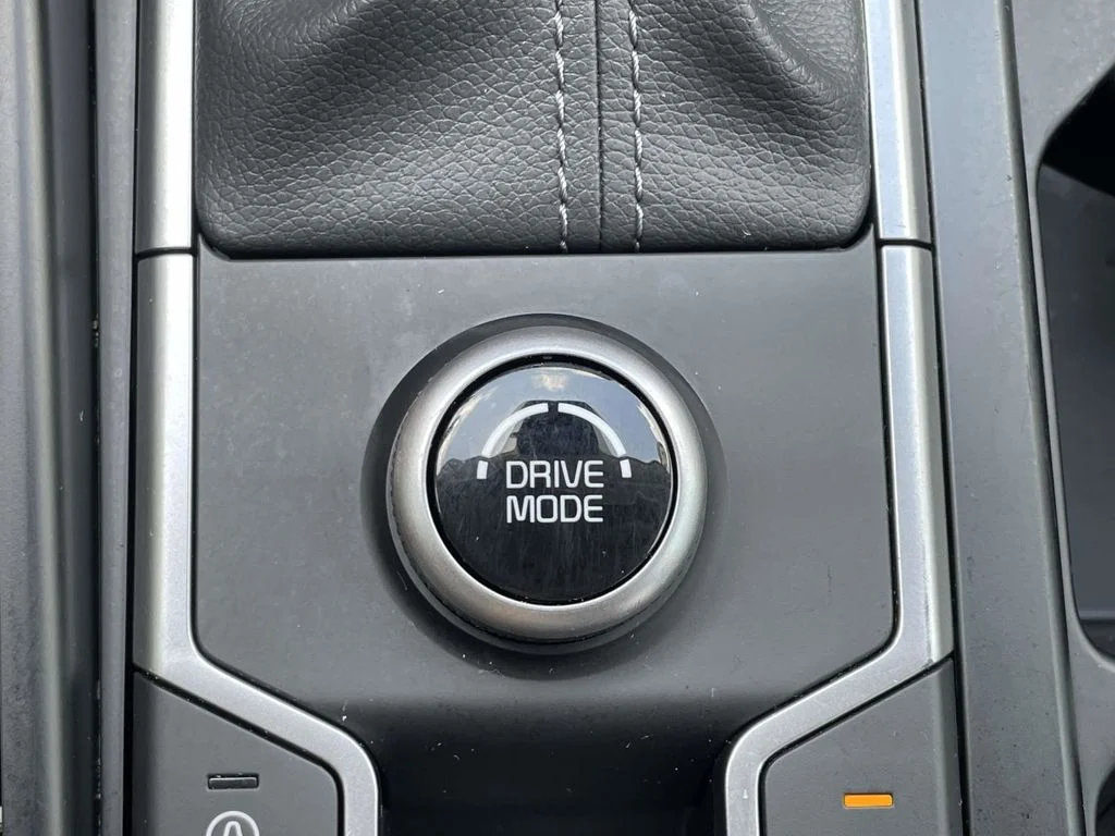Used 2025 White Kia EX image 42