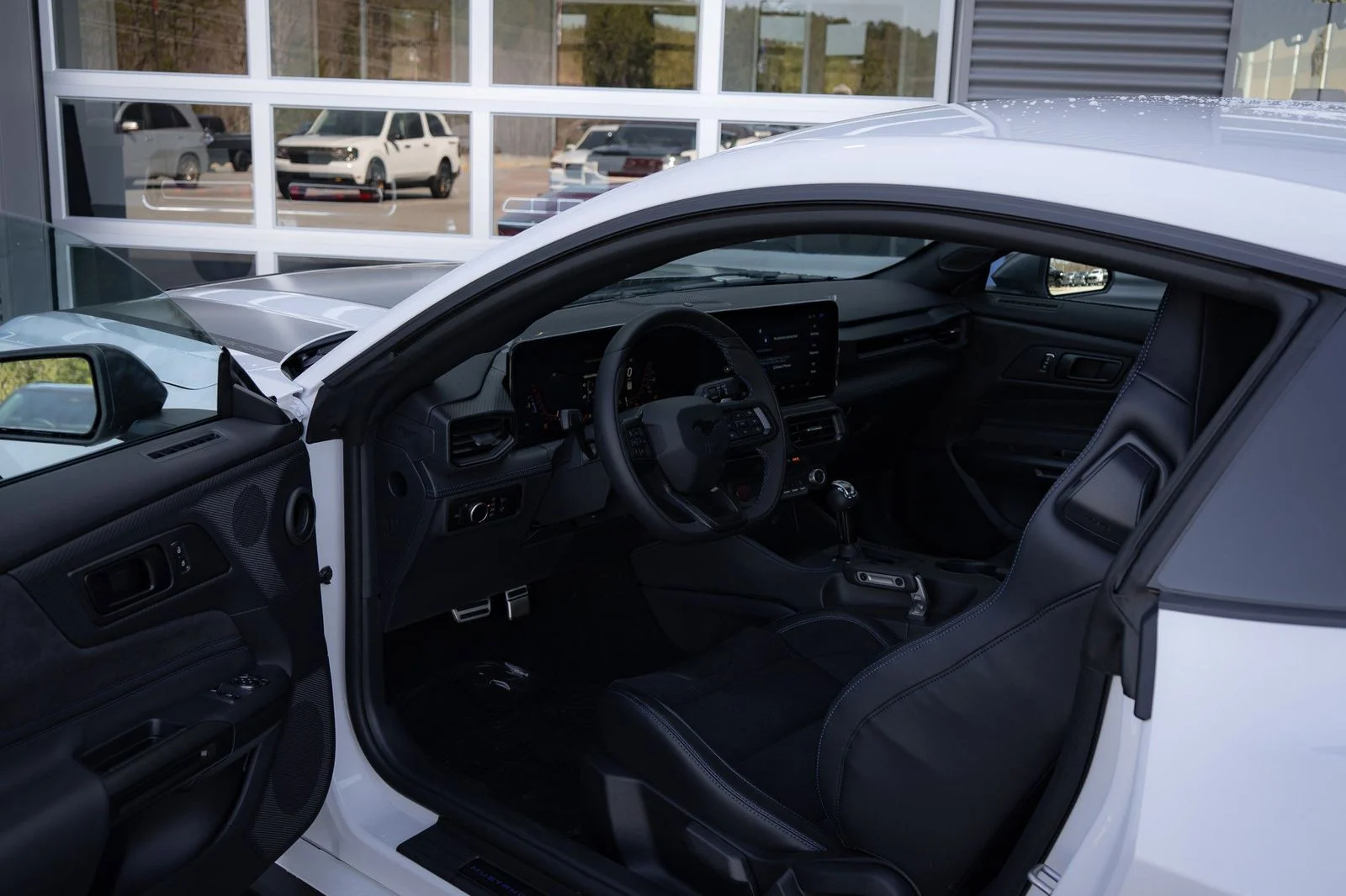 2025 Ford Mustang Dark Horse - Photo 43