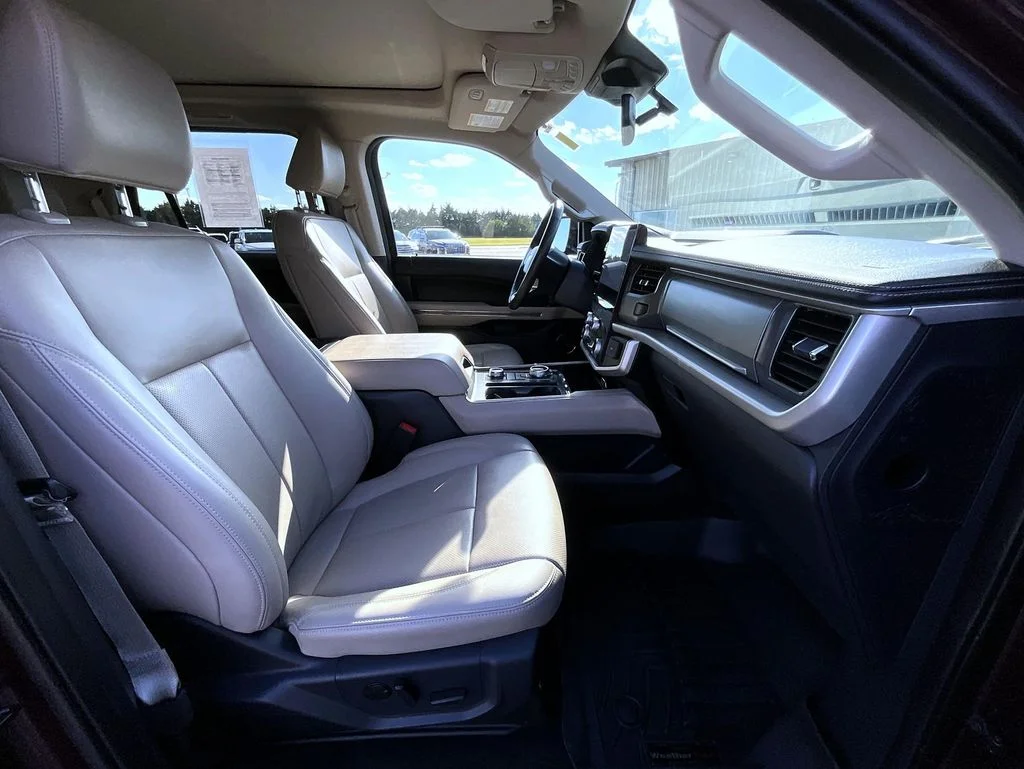Used 2024 Red Ford XLT image 15