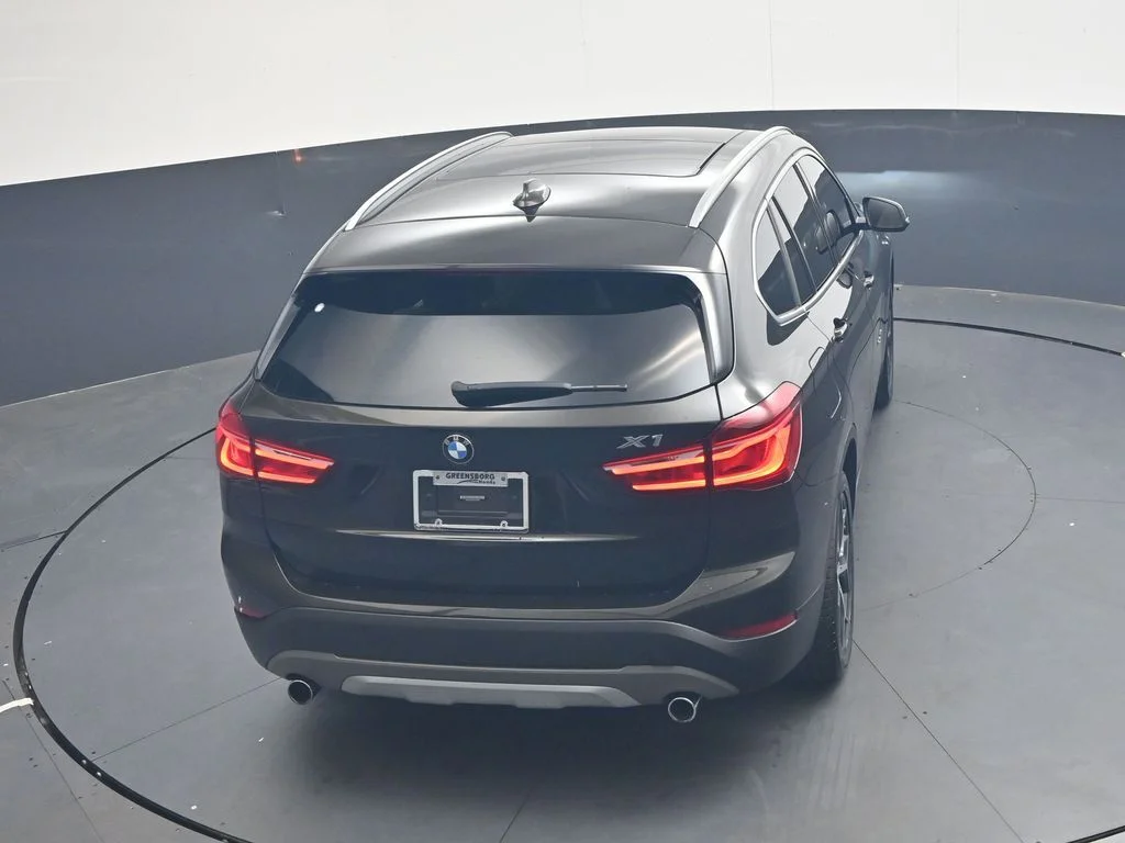 Used 2017 Dark Olive Metallic BMW xDrive28i image 29
