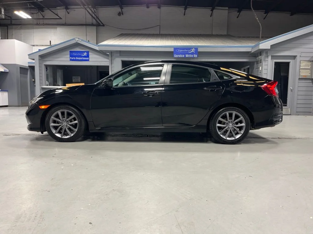 Certified Used 2019 Crystal Black Pearl Honda EX image 4