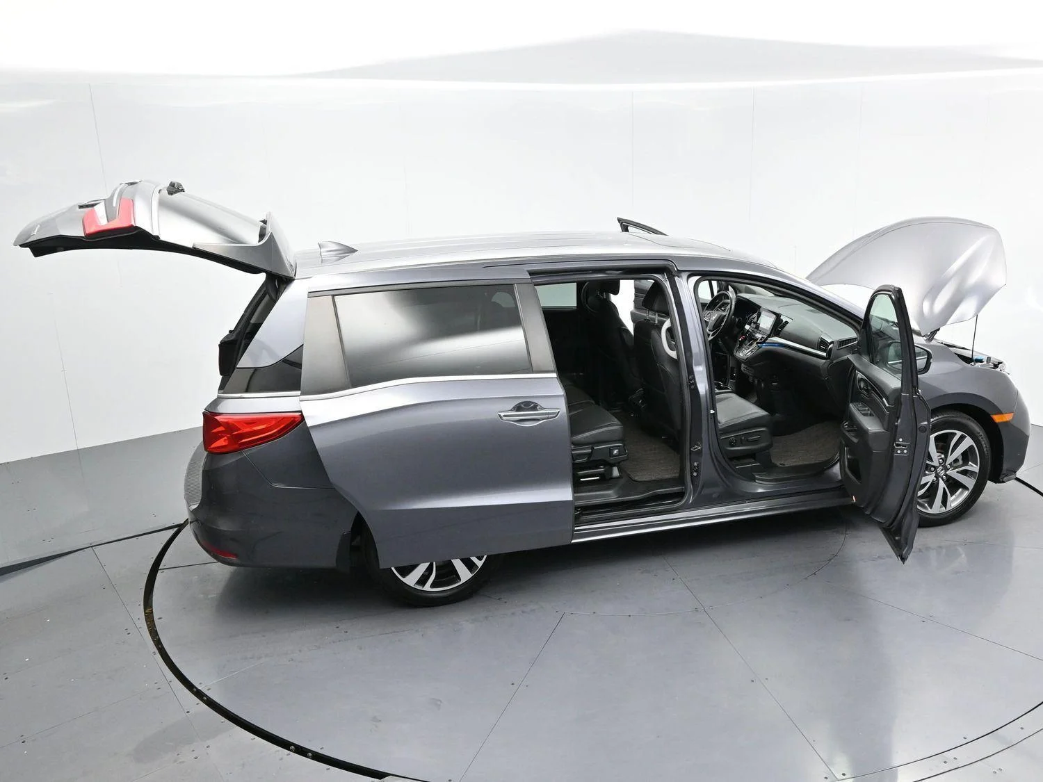 Used 2023 Modern Steel Metallic Honda Touring image 50