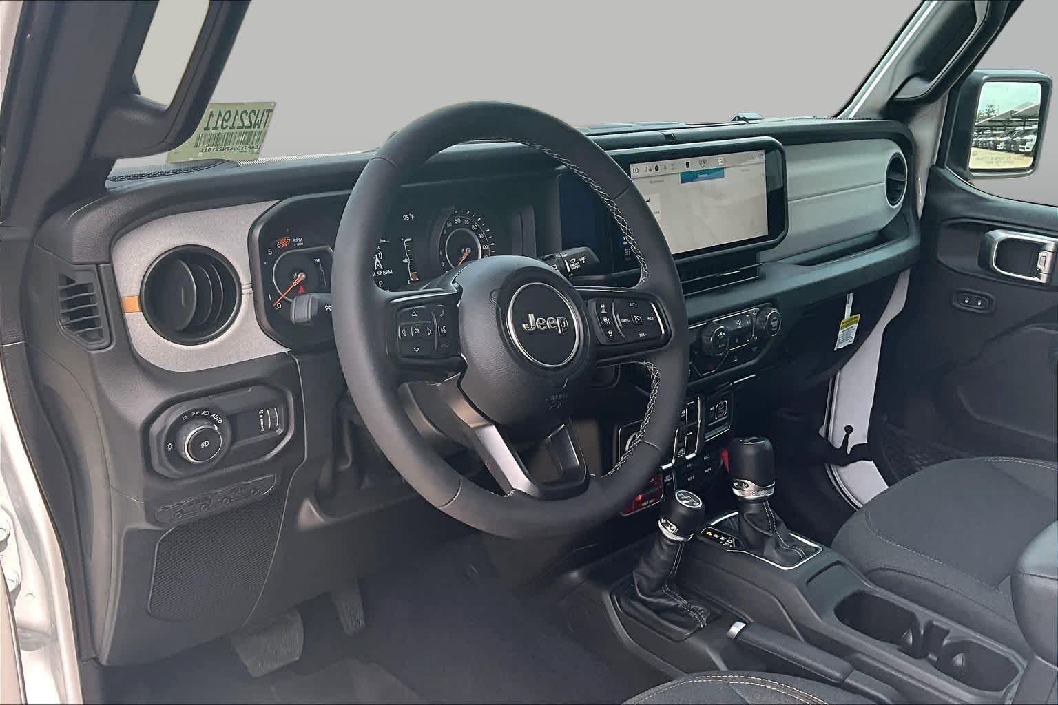 2026 Jeep Wrangler 4-Door Willys - Photo 8