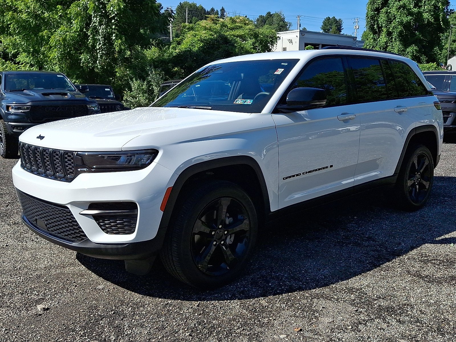 Used 2023 Bright White Clearcoat Jeep Altitude image 3