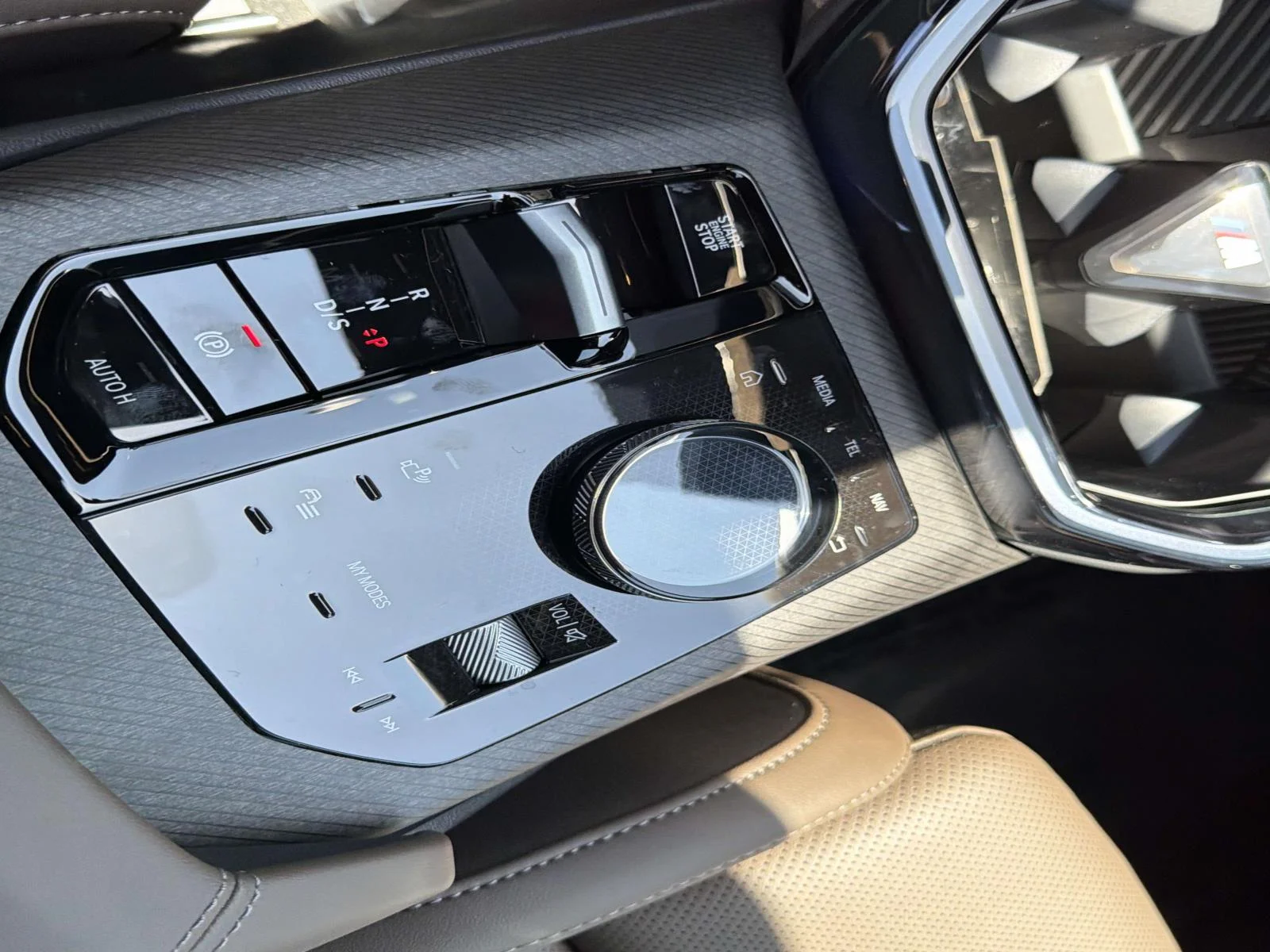 New 2026 Brooklyn Grey Metallic BMW M50 xDrive image 24