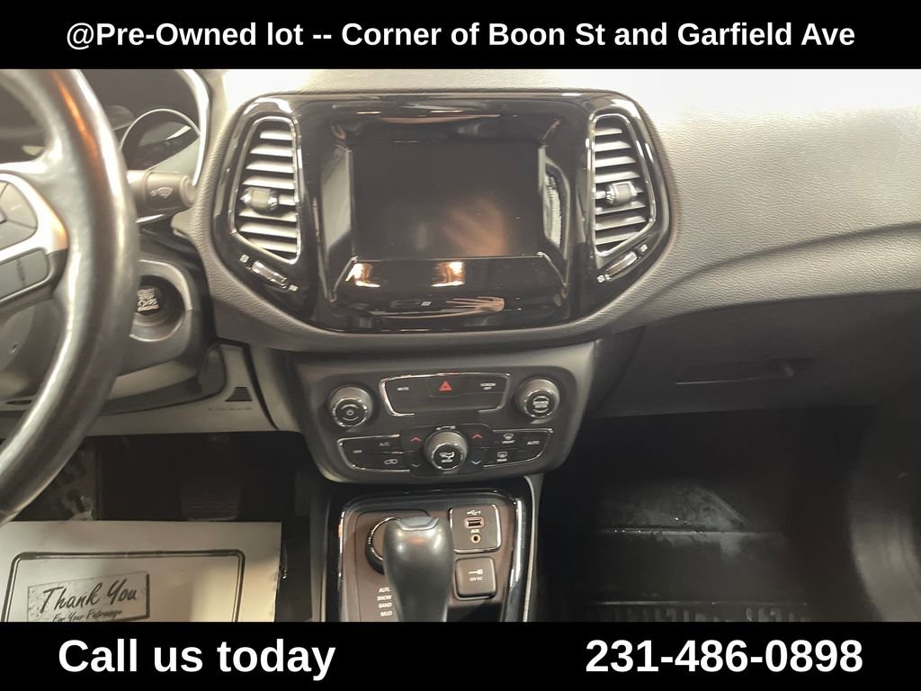 Used 2021 Gray Jeep Latitude image 19