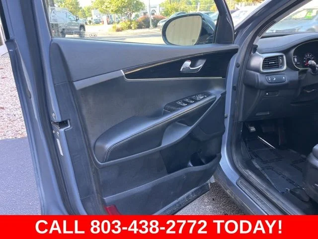 Used 2020 Silver Kia LX image 4