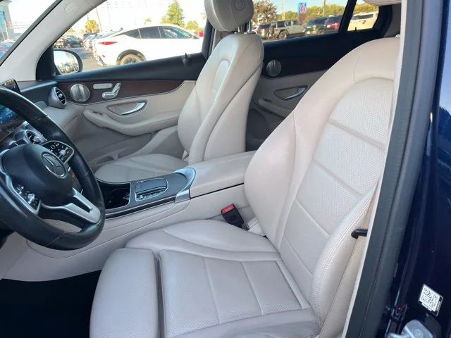 Used 2021 Blue Mercedes-Benz GLC 300 image 8