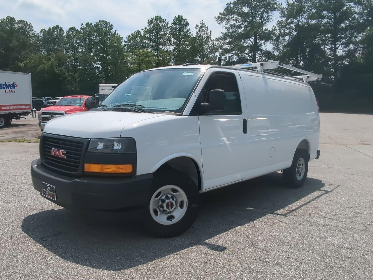 2025 GMC Savana 2500's photo