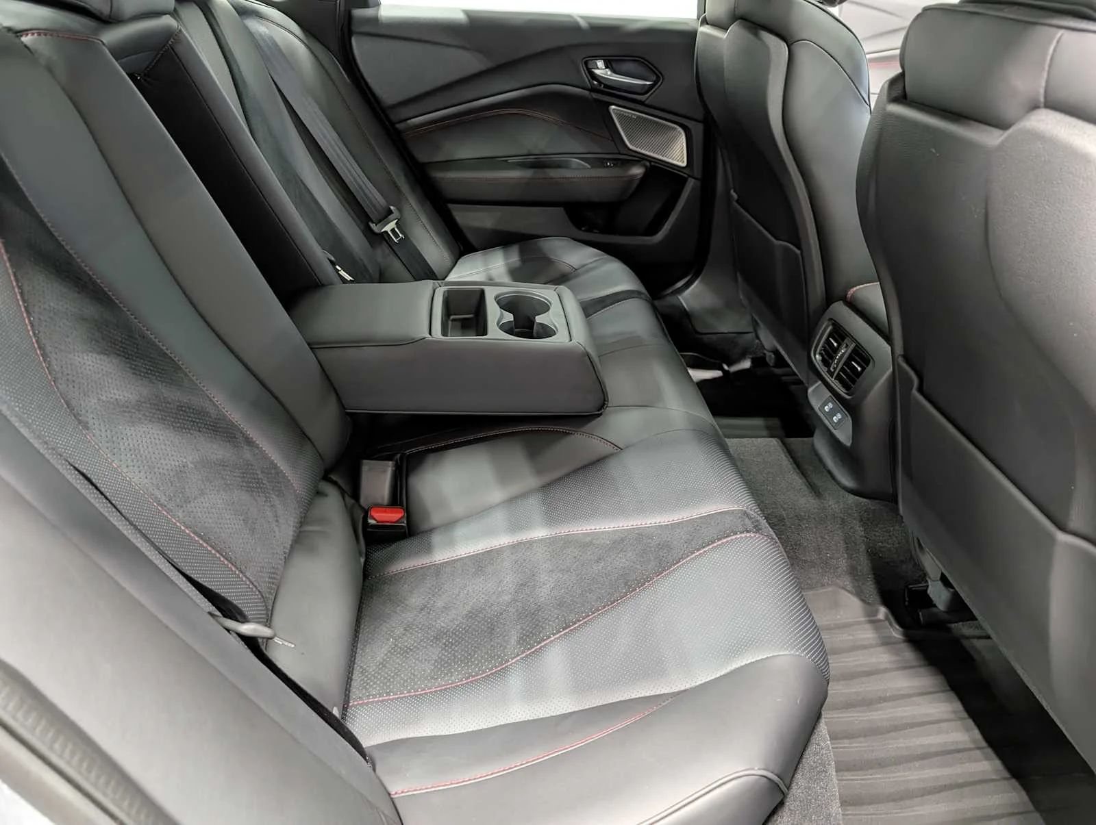 Used 2025 Lunar Silver Metallic Acura w/A-Spec Package image 41