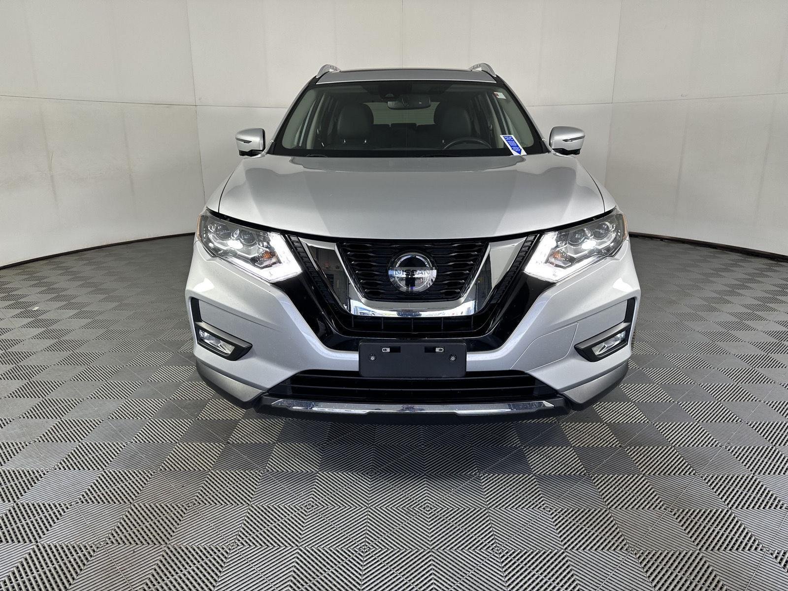 Used 2019 Gy Nissan  image 18