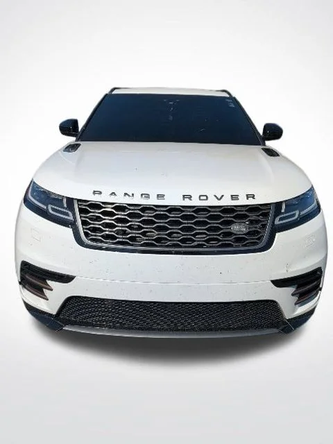 Used 2018  Land Rover SE R-Dynamic image 2