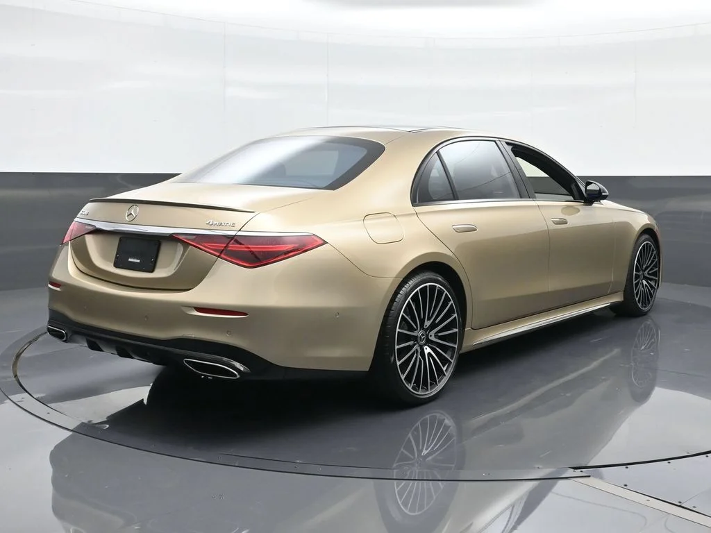Used 2023 Gold Mercedes-Benz S 580 image 14